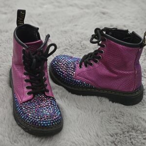 Girls dr.martens